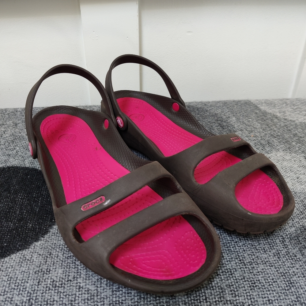 Crocs Brown & Hot Pink Slingback Sandals - Women’s -11